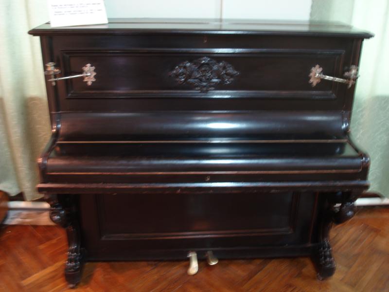 Корсунь музей піаніно