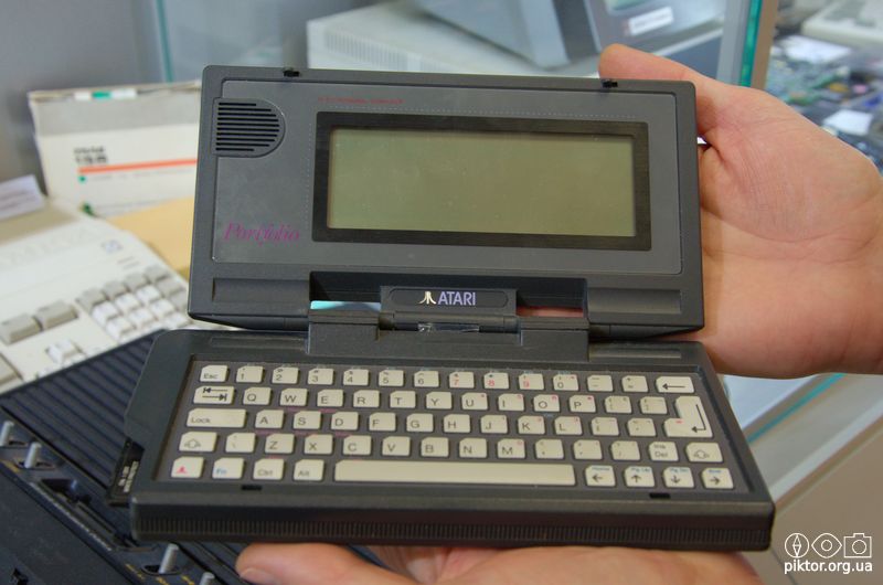 Ноутбук Atari Portfolio
