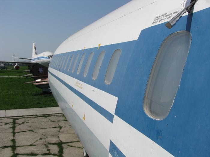 Ту-154 вікна ззовні