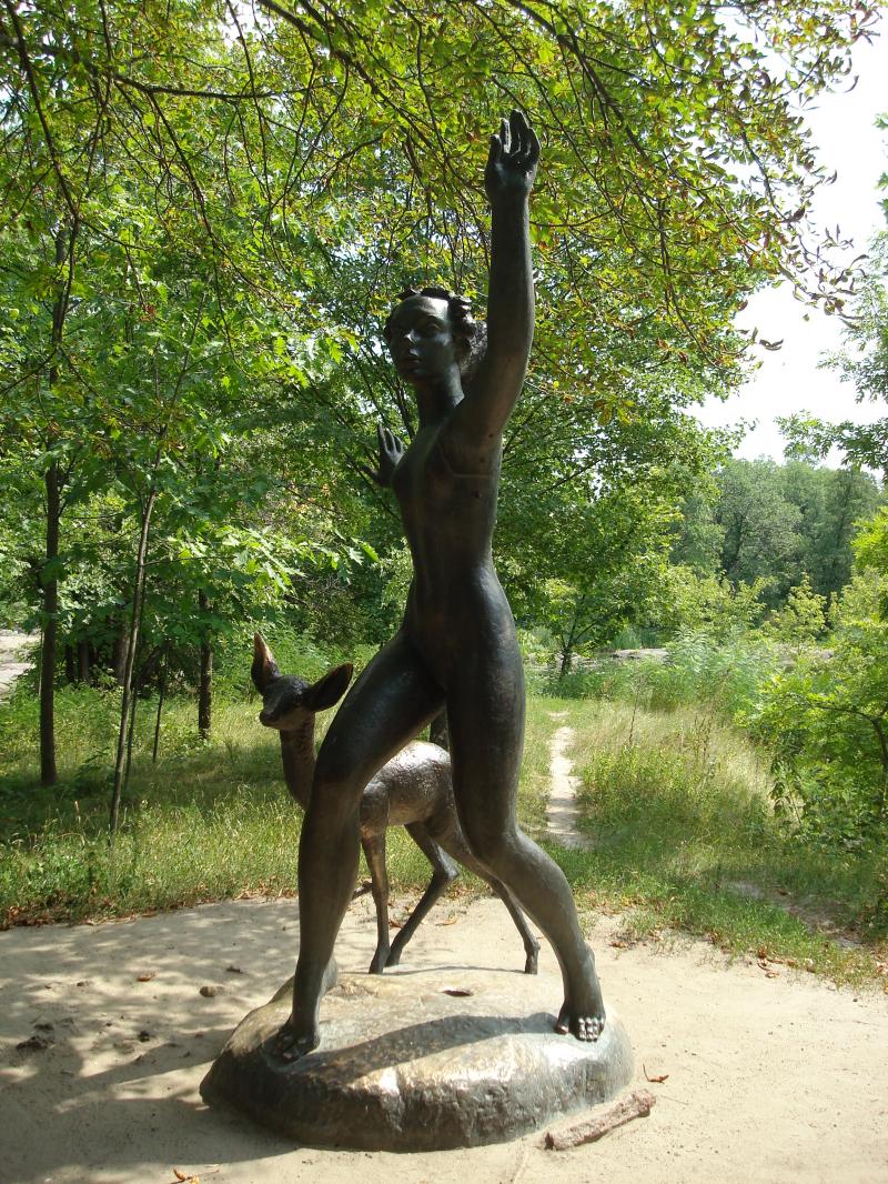 корсунь парк скульптура
