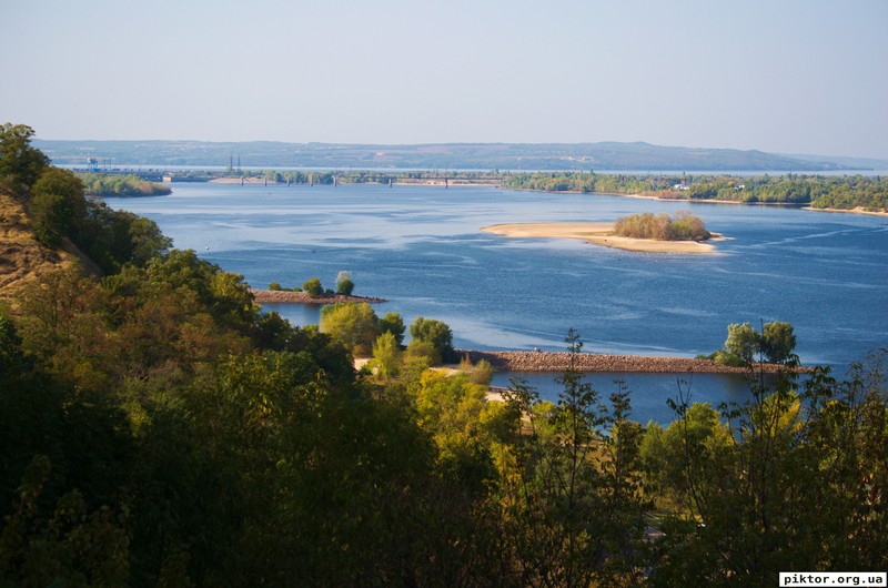 Вид на Дніпро